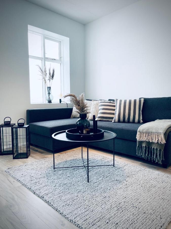 Day Dream Central Akureyri Two Bedroom Apartment Extérieur photo