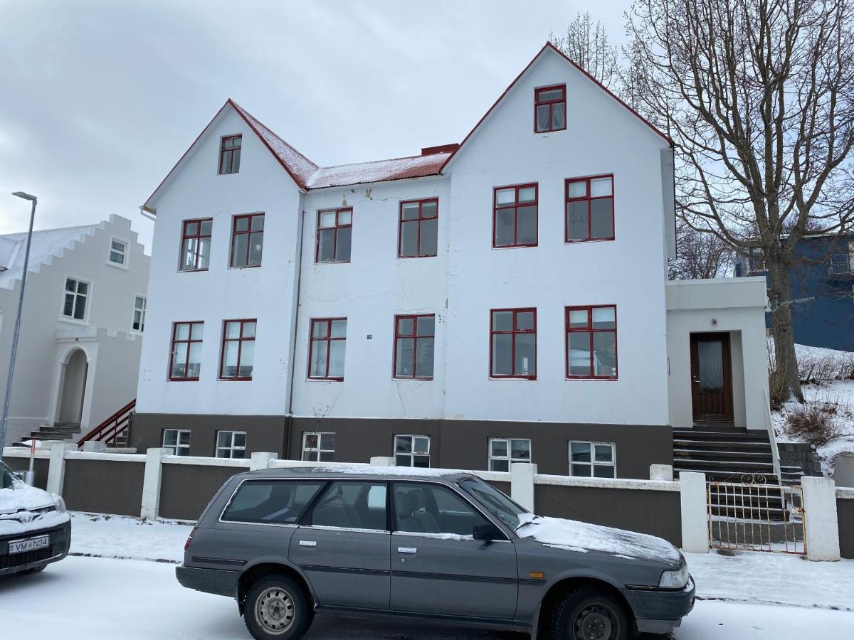 Day Dream Central Akureyri Two Bedroom Apartment Extérieur photo